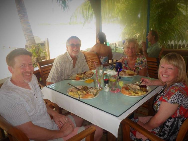 12307525_927097450702989_7375211726570978235_o